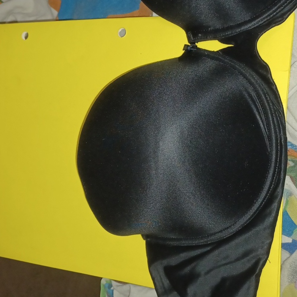 Victoria's Secret Strap/Strapless Bra - Picture 3 of 14